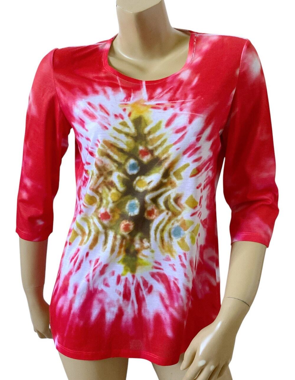 Coral Bay Christmas Tree Shirt Womens S Red Tie Dye 3/4 Sleeve Holiday Top